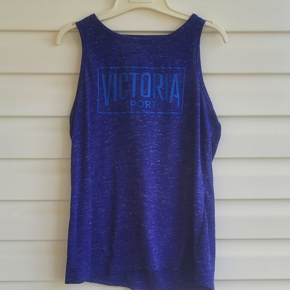 Victoria sport athletic top